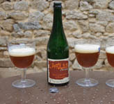 cliquer pour agrandir la photo photo de la bouteille et du verre