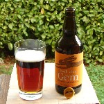 photo de la bouteille et du verre