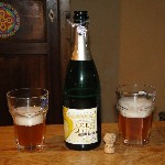 photo de la bouteille et du verre