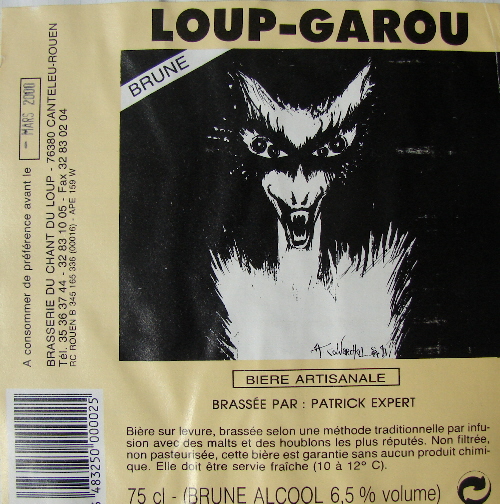 photo d'un verre de bire Loup Garou