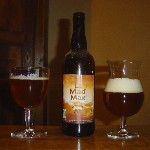 photo de la bouteille et du verre