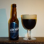 photo de la bouteille et du verre