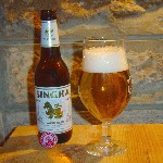 photo de la bouteille et du verre