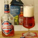 photo de la bouteille et du verre
