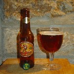 photo de la bouteille et du verre